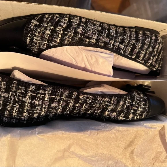 Michael Kors Black Tweed Ballet Flats - Picture 6 of 7